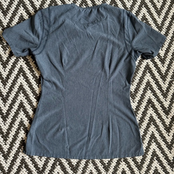 Smitten Scrub Top - Picture 2 of 3